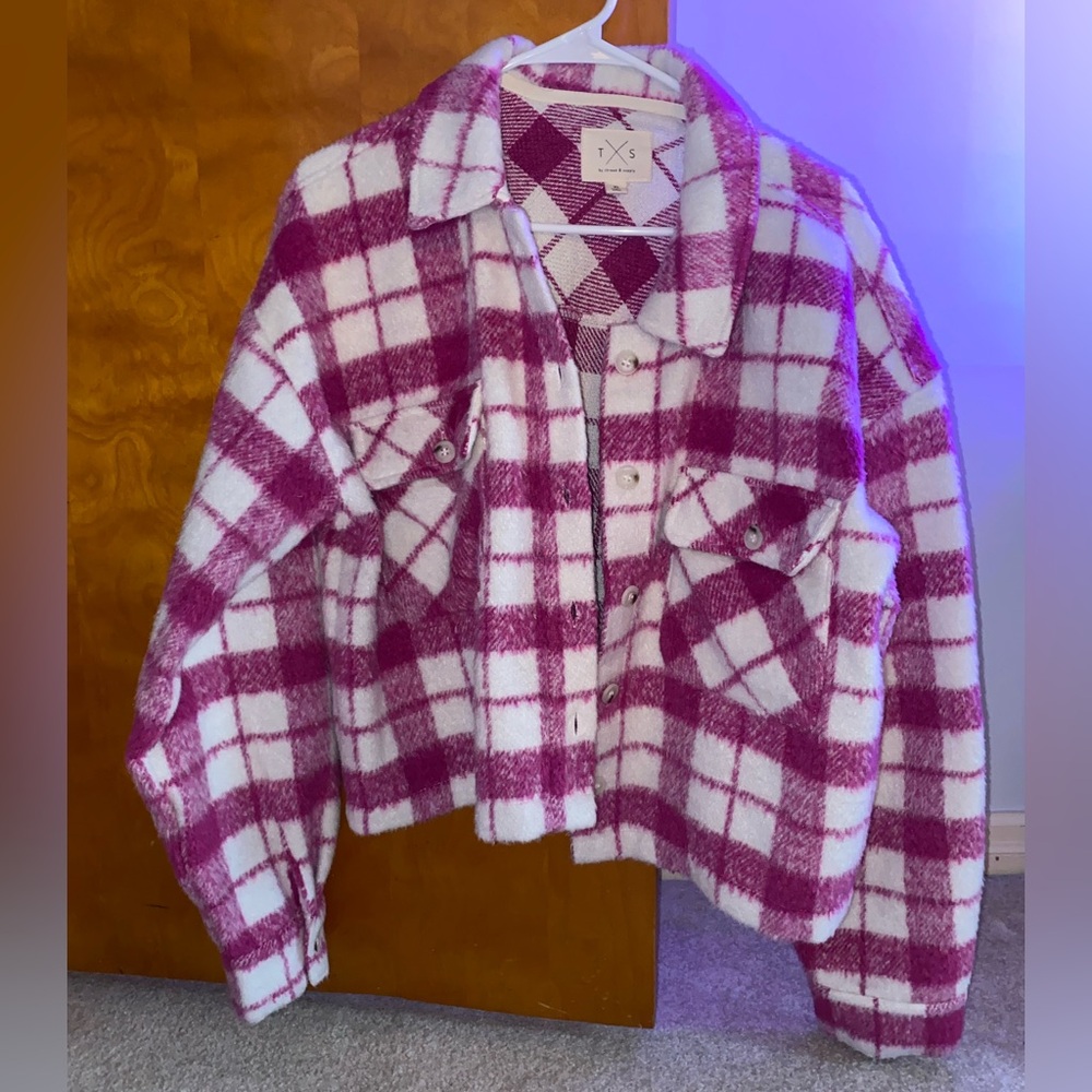 Thread and supply jacket